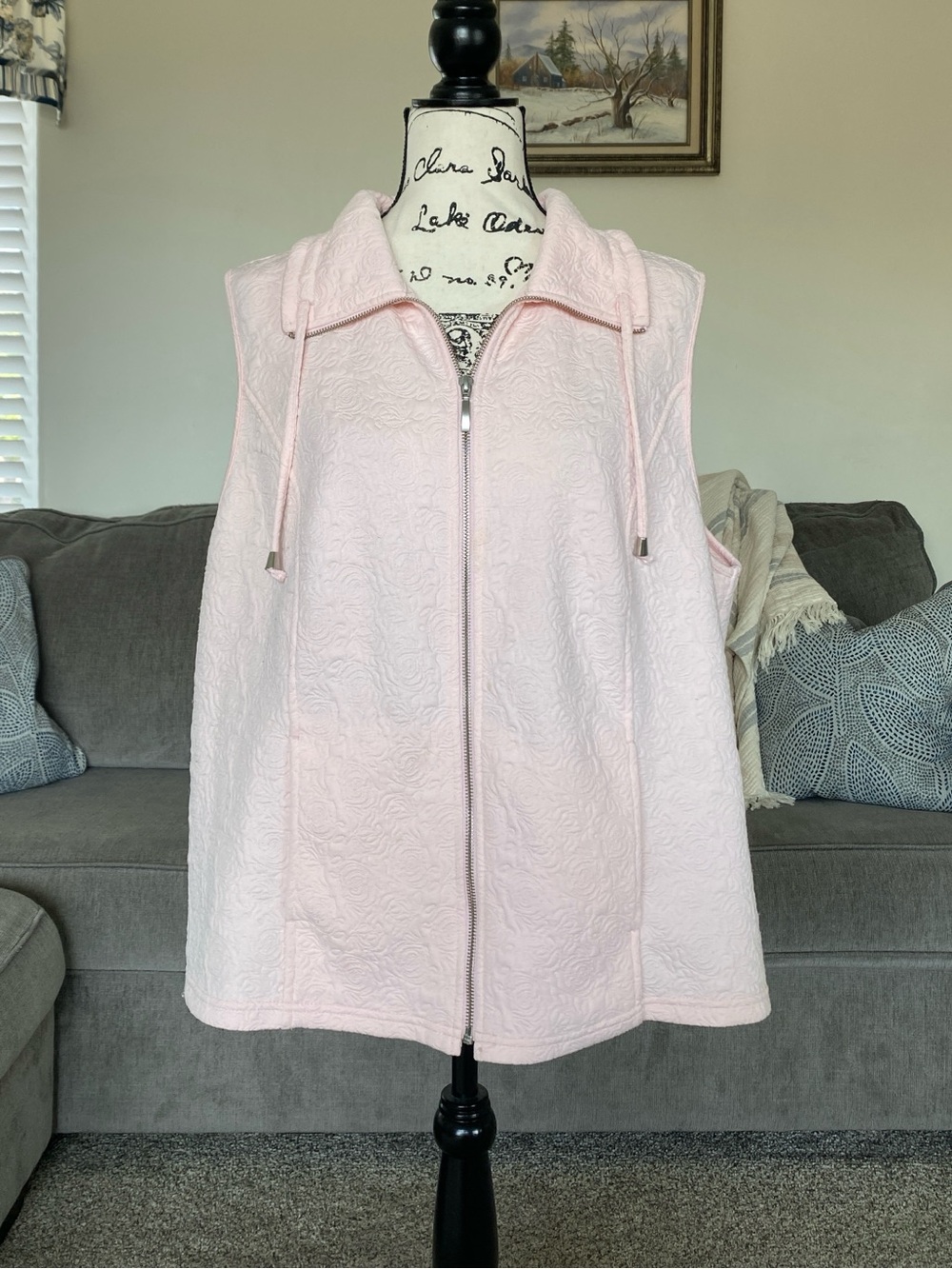 CJ Banks Pale Pink Floral Textured Zip-Front Vest
